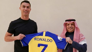 cristiano-ronaldo-gabung-al-nassr_169